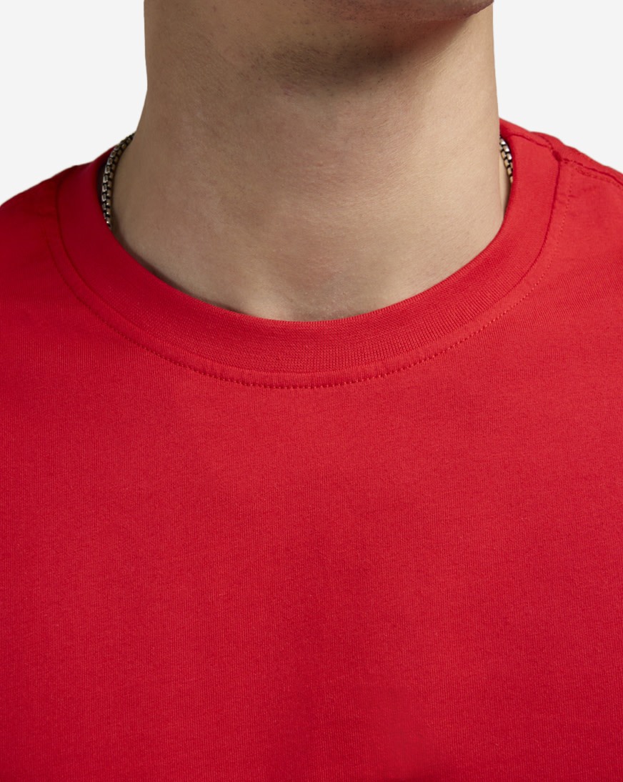 Shop Chapel Greed Crew Neck Tee CHP102RED red | SNIPES USA