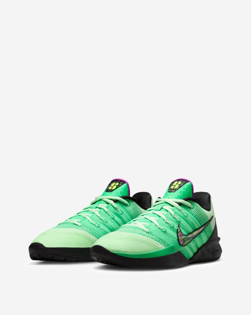 nike_ii3985-300_02.jpg