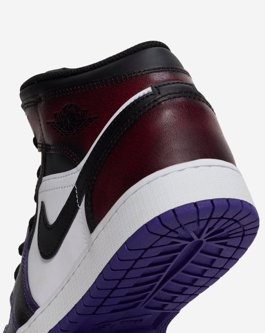 Shop Jordan Big Kids' Air Jordan 1 Mid SE BG IQ9700-611 red