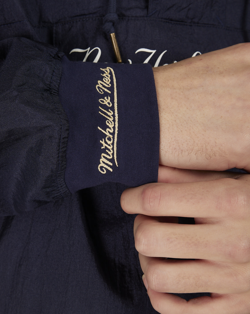 約半額セールMLB UNDENIA WINDBREAKER（NYヤンキース3XL