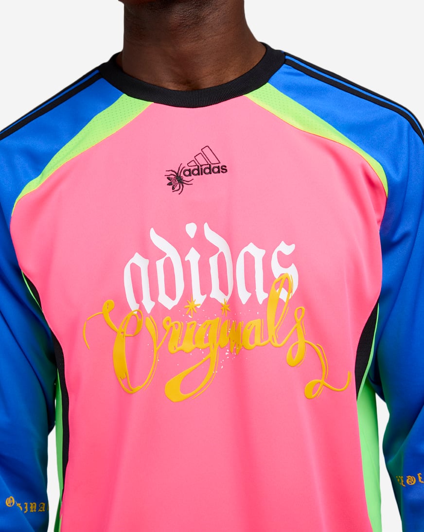 Shop adidas Spiders Goalkeeper Loose Tee JW0203 pink | SNIPES USA
