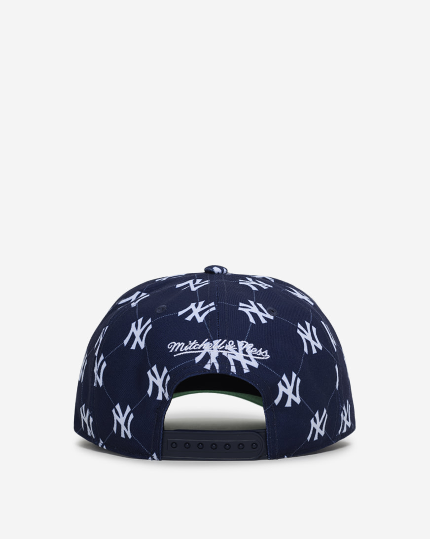 Shop Mitchell Ness New York Yankees Pro Pinch Step N Repeat