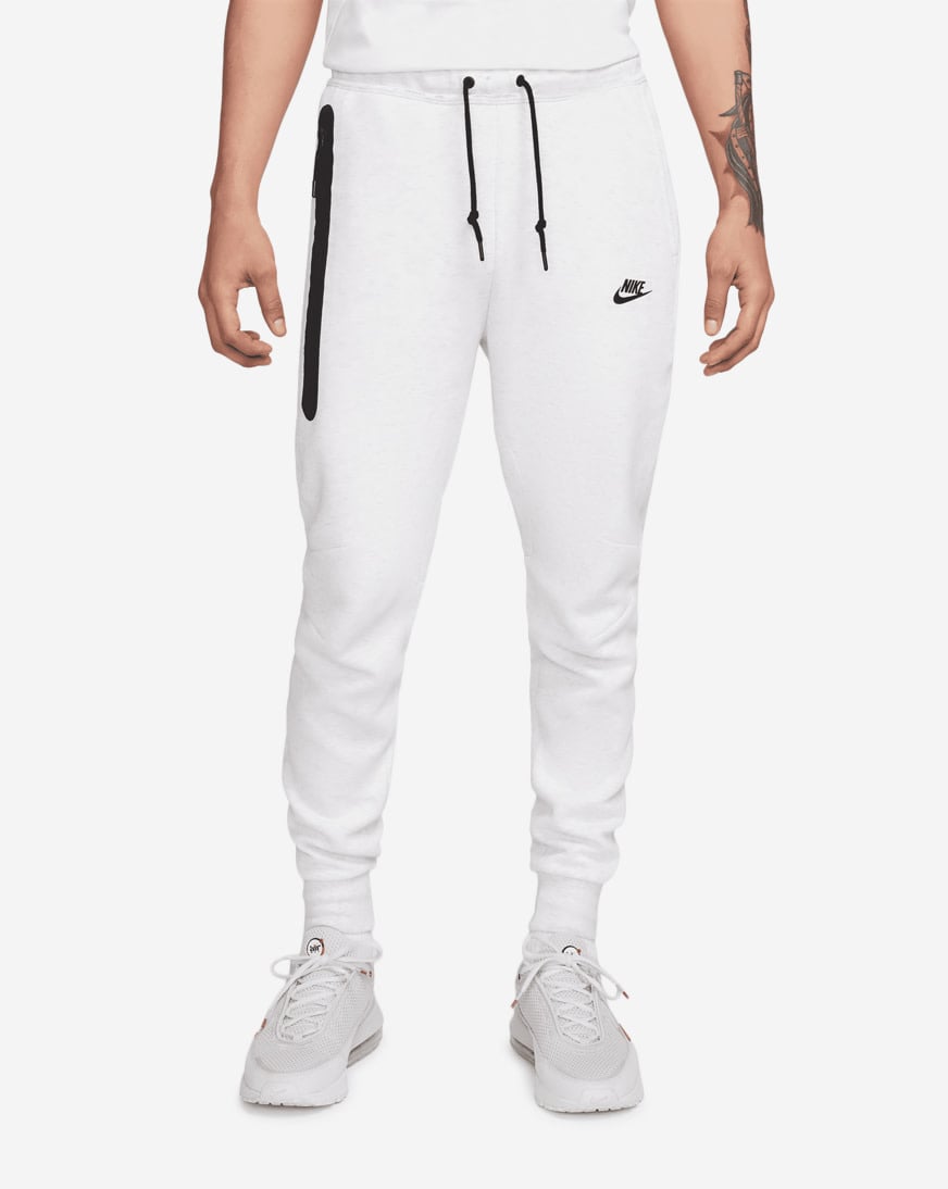 海外ファッションブランド通販サイト【公式】 FB8002-051 Joggers Fleece Tech NSW Nike Shop grey USA SNIPES | レディースウェア