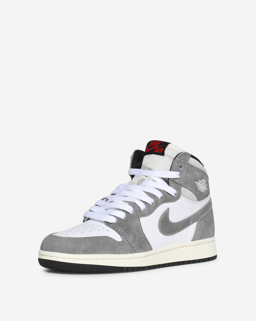 Amazon.com | Air Jordan 1 Retro High OG Grade School Black