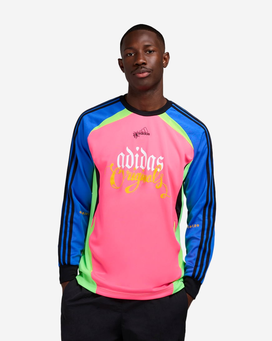 Shop adidas Spiders Goalkeeper Loose Tee JW0203 pink | SNIPES USA