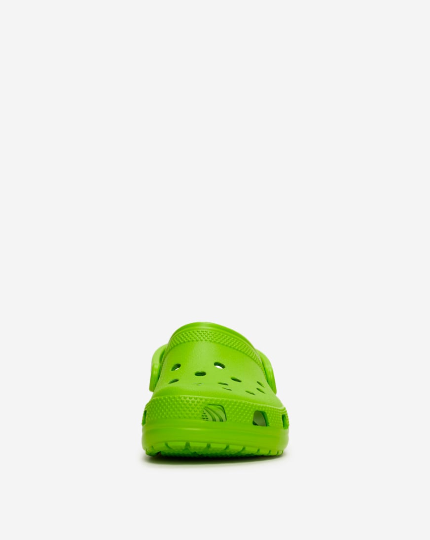Shop Crocs Grade School Classic Clog 206991-30TJ green | SNIPES USA