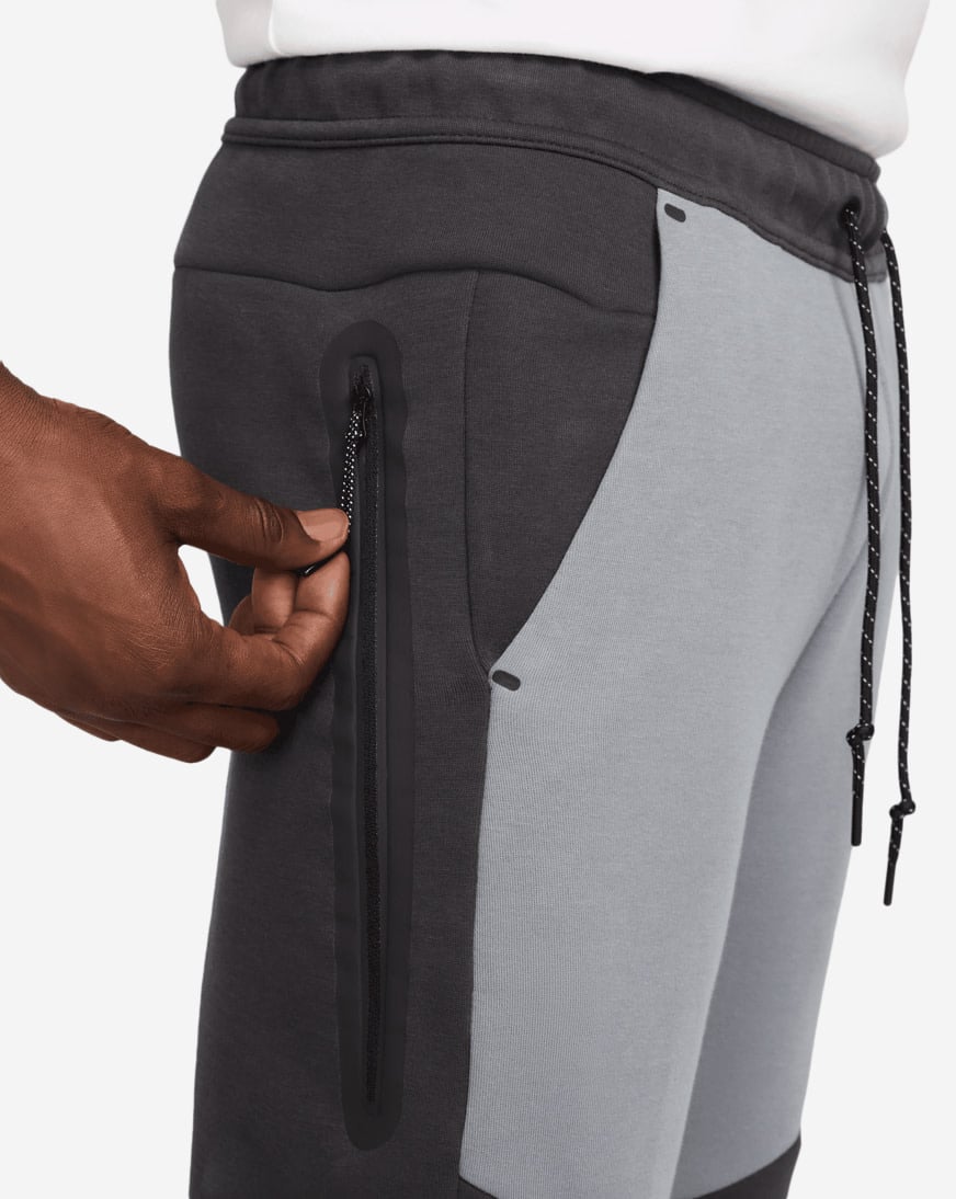 Shop Nike Tech Fleece Joggers HV0959-061 blue | SNIPES USA
