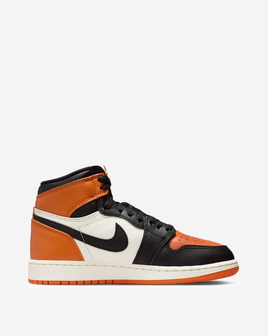 Shop Jordan Big Kids' Air Jordan 1 Retro FD1437-008 black | SNIPES USA