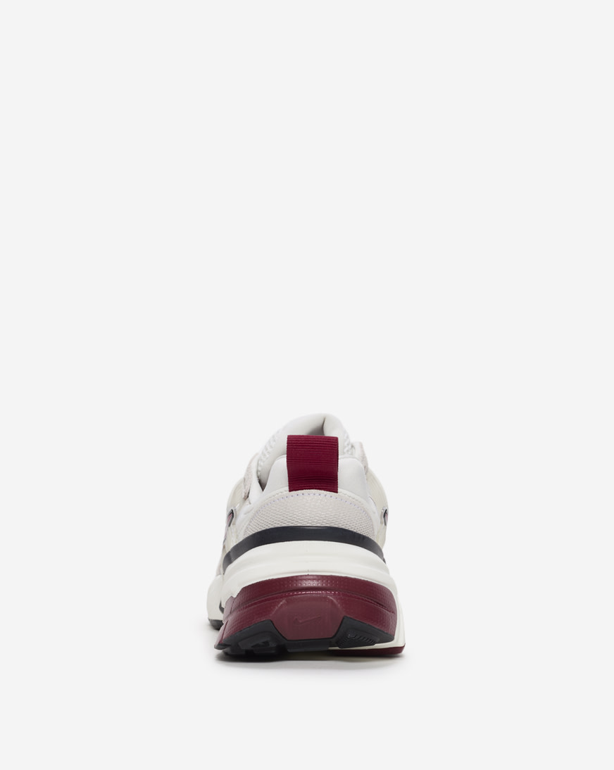 Shop Nike V2K Run SE HQ3500-100 white | SNIPES USA