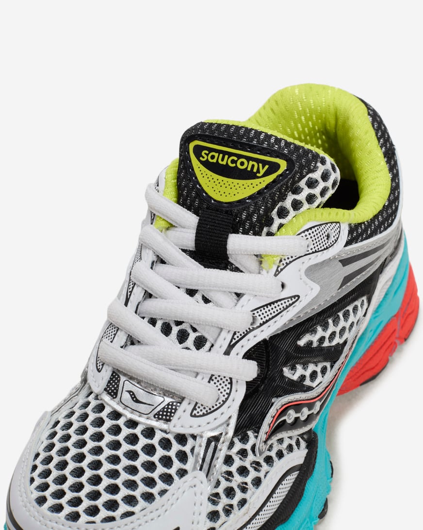 Shop Saucony Pre-School ProGrid Omni 9 SYF25AA1 silver | SNIPES USA