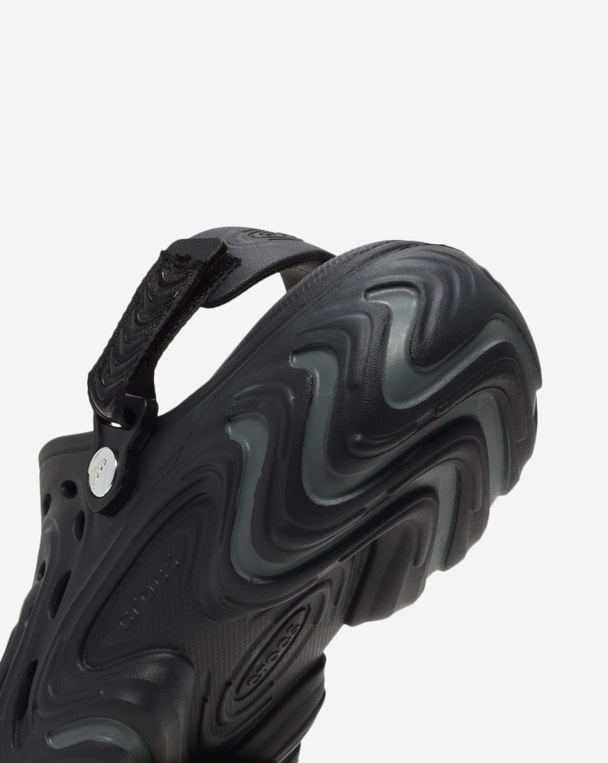 クロネコ Shop Crocs Grade School Echo II 214204-001 black | SNIPES USA
