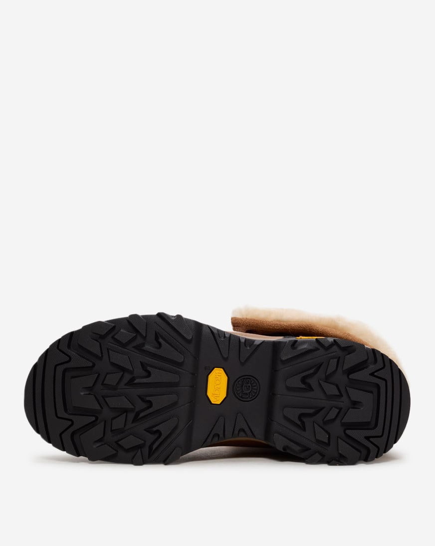 Shop UGG Adirondack Boot XXV 1170591CHE brown | SNIPES USA