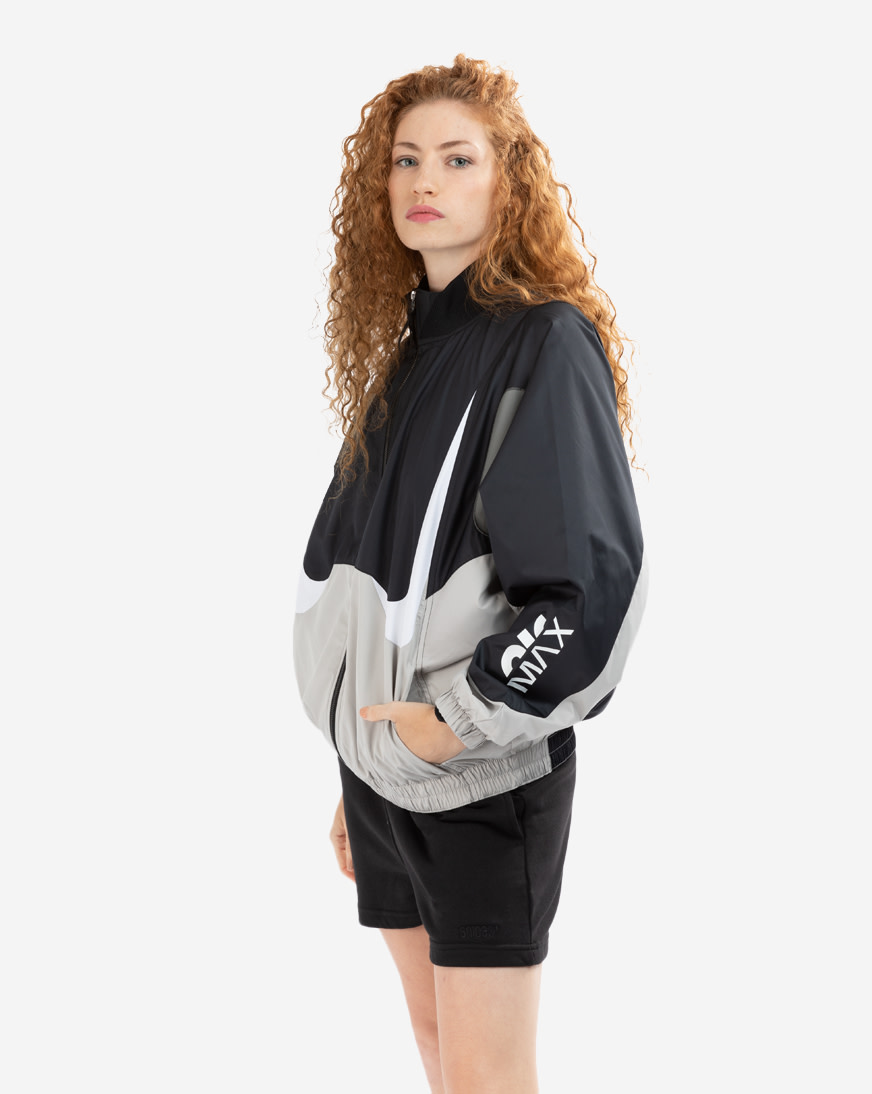 nike_dm6084-010_02.jpg