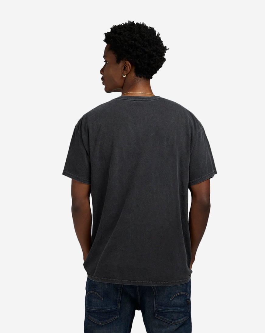 Shop Ceremony Of Roses Tyla Tee TYL24HTTS02 black | SNIPES USA