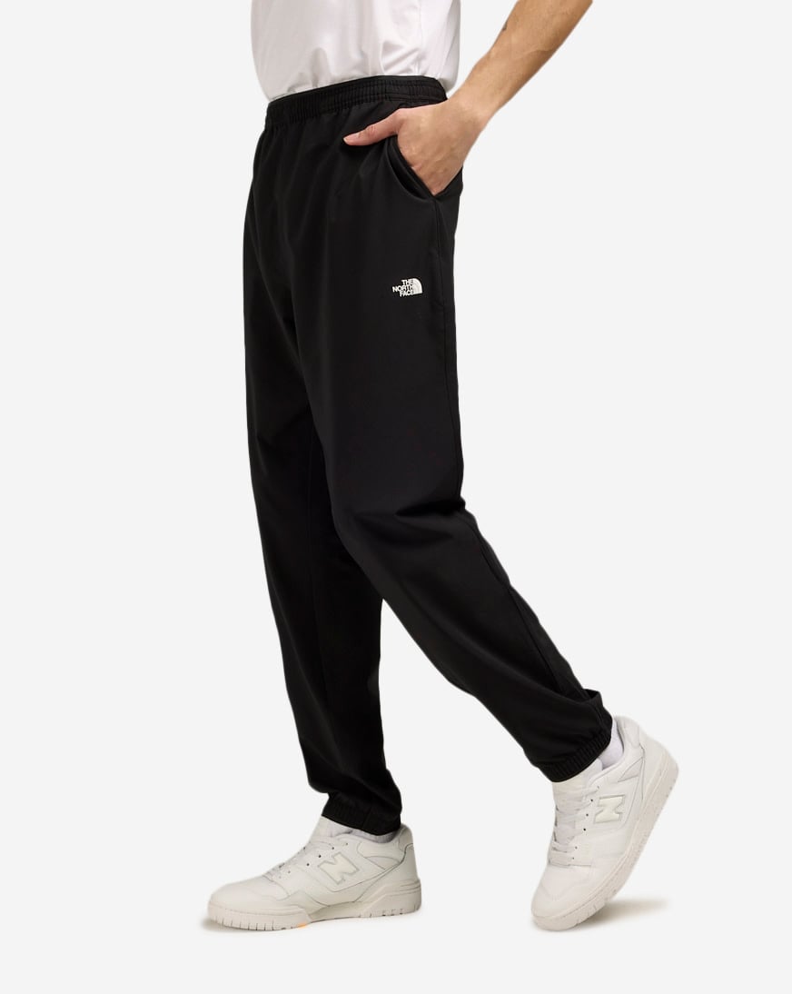 トラックパンツ・ジャージ The North Face Black Cotton Joggers north-face_nf0a86r3-jk3_01.jpg