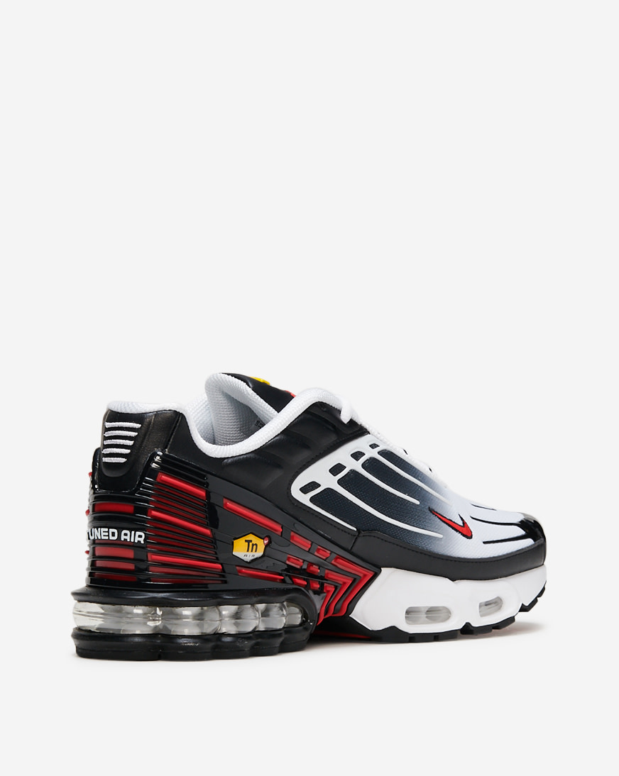 Shop Nike Air Max Plus III DM2573-001 