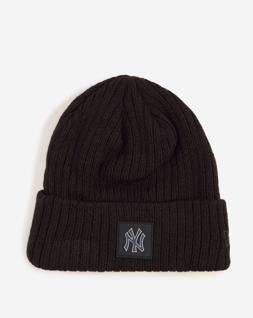 Shop New Era New York Yankees Rubberized Knit Beanie 60833855