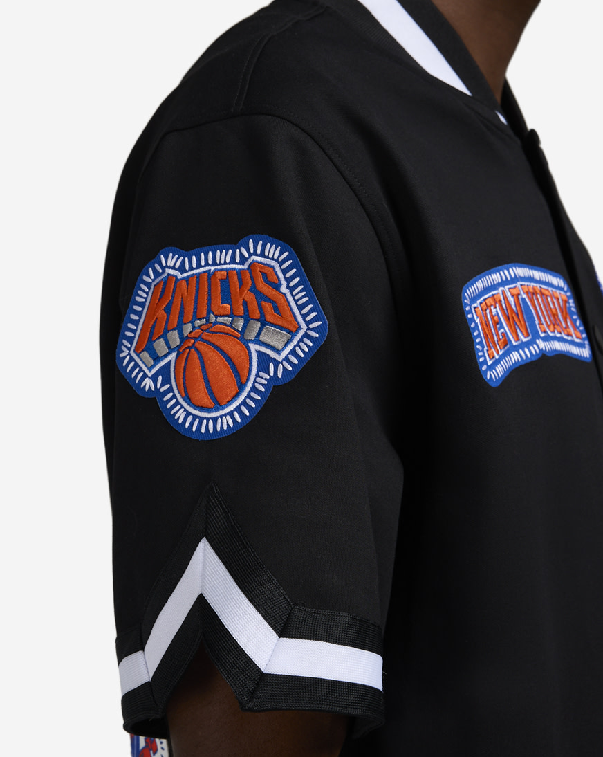 ニューヨーク・ニックス ウォームアップジャケット Men's New York Knicks Nike Black Courtside Vintage Warmup