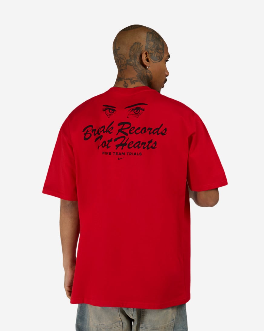 Shop Nike NSW Max90 Love 26 T-Shirt IW3030-657 red | SNIPES USA
