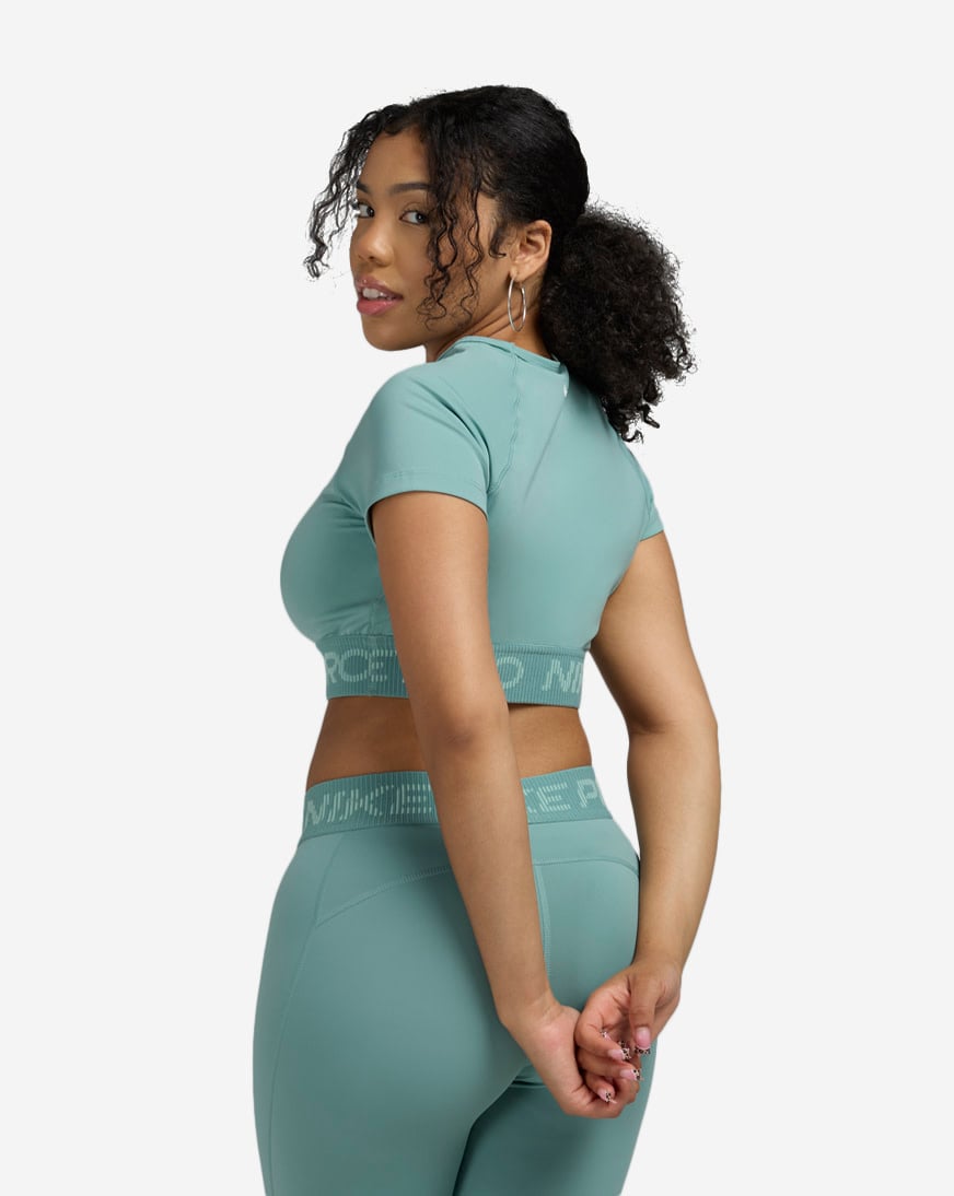 [新品]ナイキ プロ エリート トラック クロップトップ グリーン アメリカ製 新品]ナイキ プロ エリート トラック クロップトップ グリーン