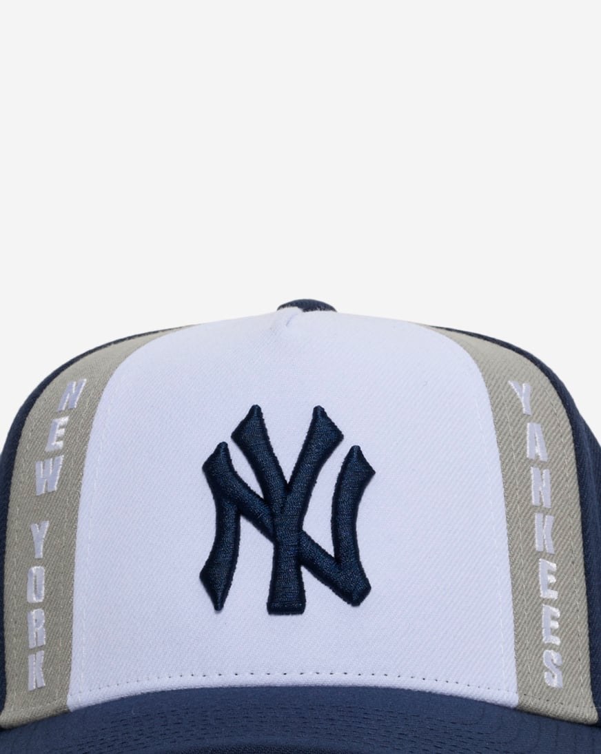 Shop Mitchell Ness New York Yankees Pro Pinch Old Cut Snapback Hat