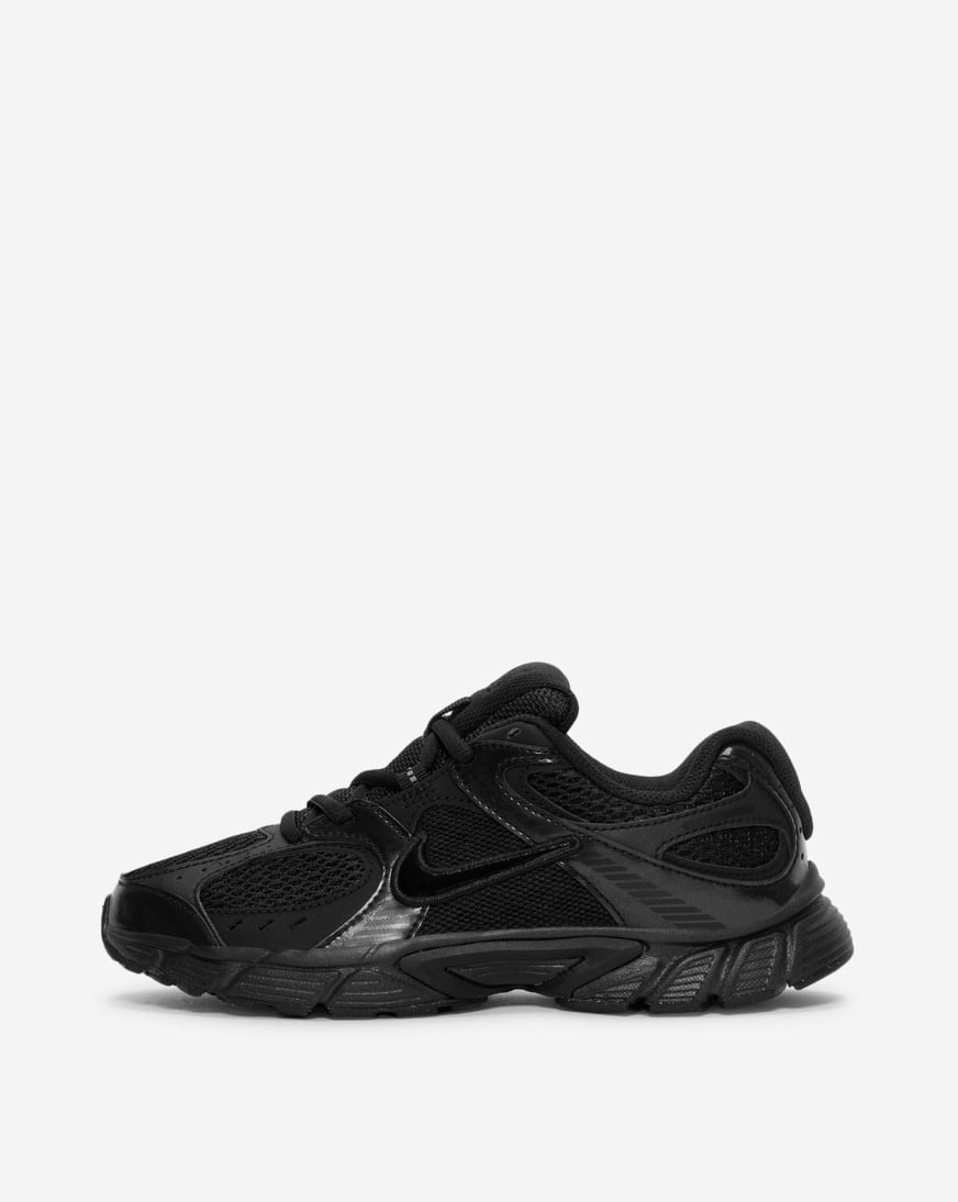 Shop Nike Big Kids' V5 RNR HQ6411-002 black | SNIPES USA