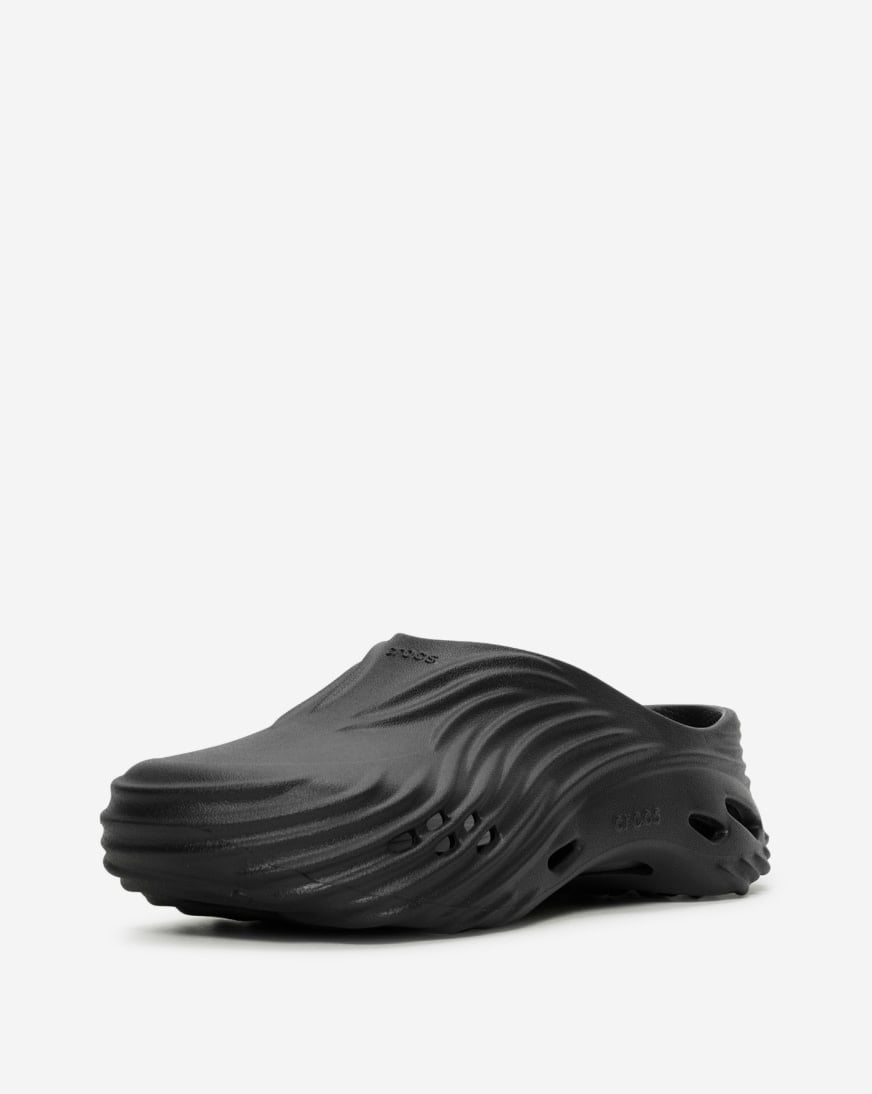 Shop Crocs Echo Wave 210521-060 black | SNIPES USA
