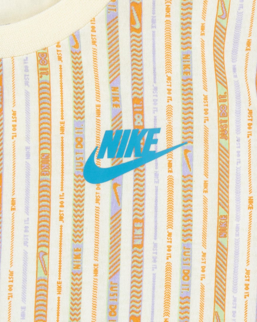 みりあん☺︎⑩ Shop Nike Little Kids' Meta-Morph Bike Shorts Set 26L702-Y6X