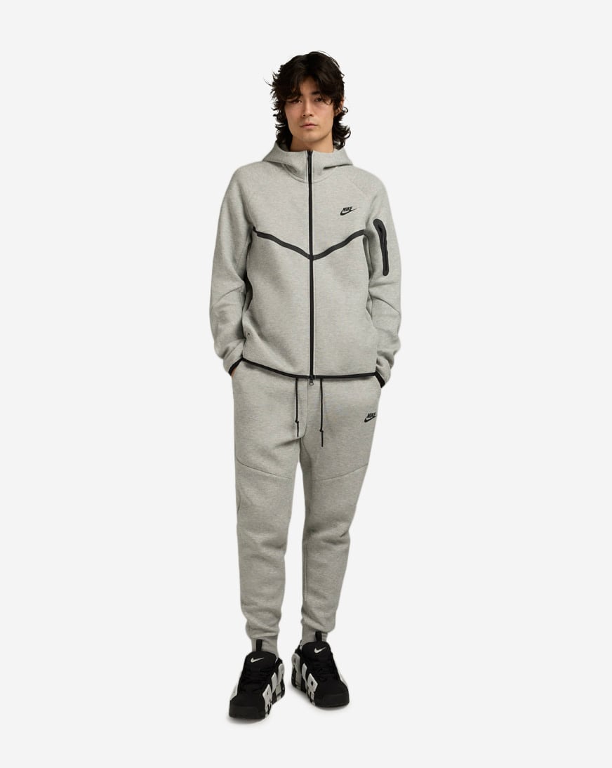 Nike Tech Pack 未使用 ジップアップパーカー S モスグレー Shop Nike Tech Full-Zip Windrunner Hoodie HV0949-063 grey | SNIPES USA