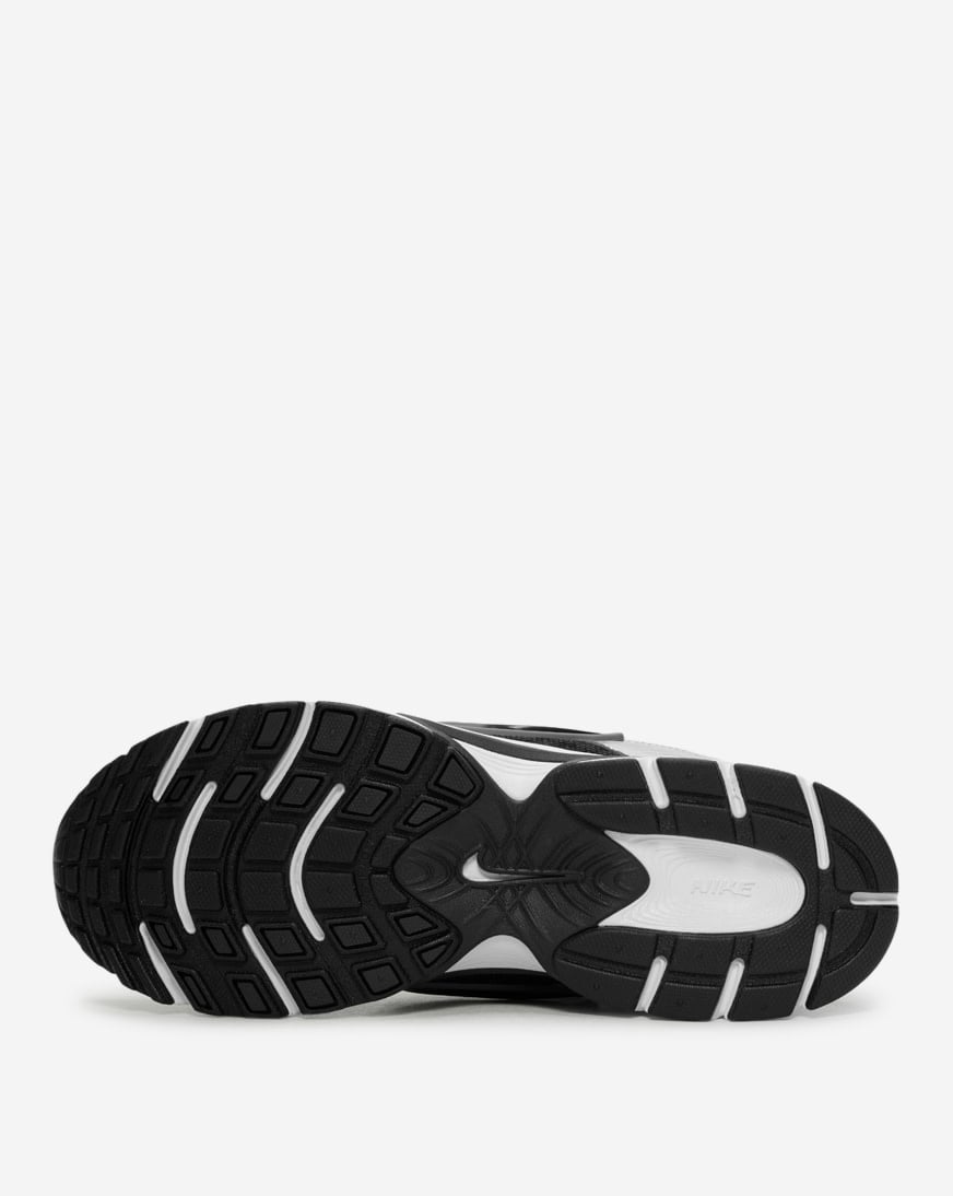 Shop Nike V5 RNR HJ5228-004 black | SNIPES USA