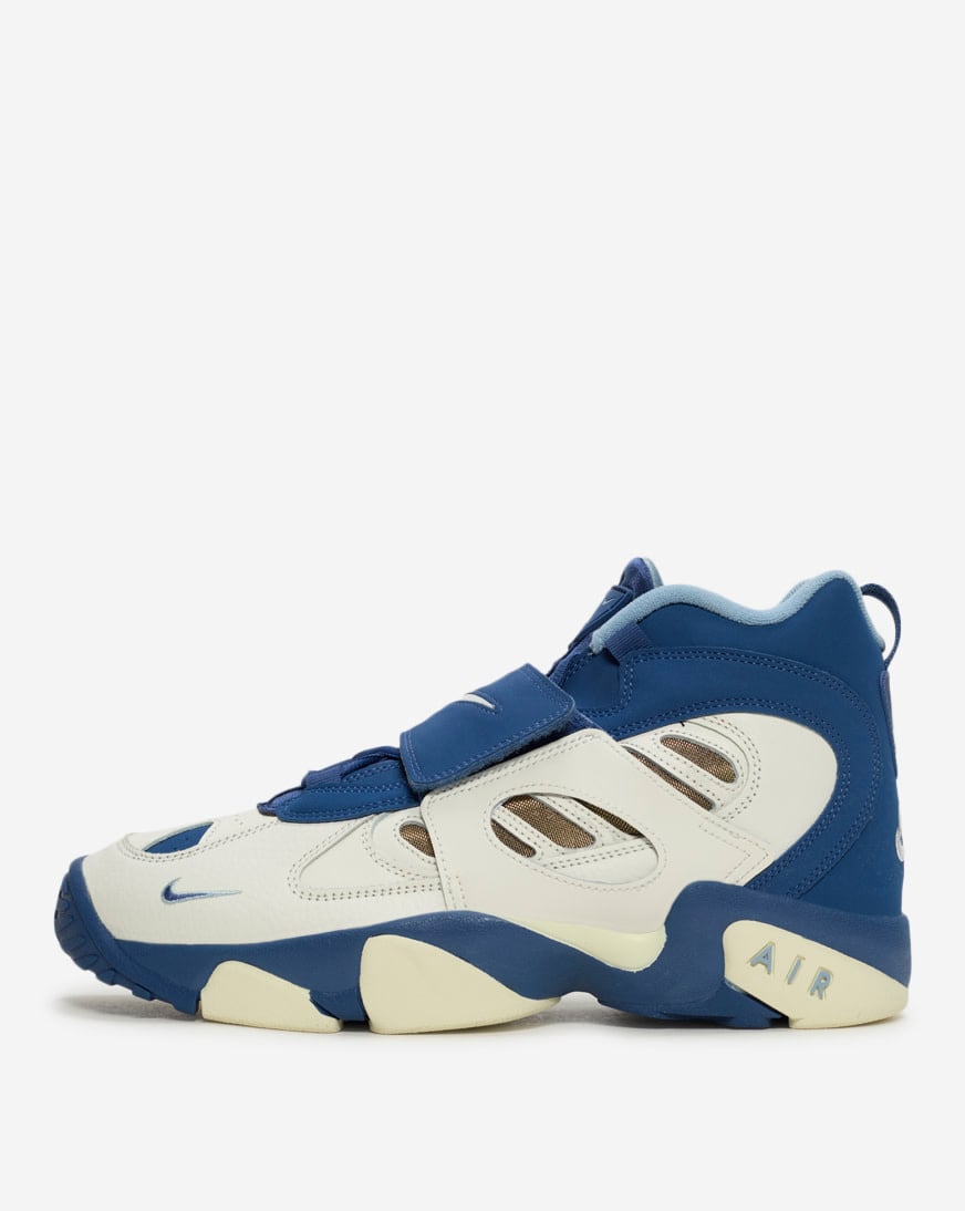 Shop Nike Air Diamond Turf II II7080-100 white | SNIPES USA