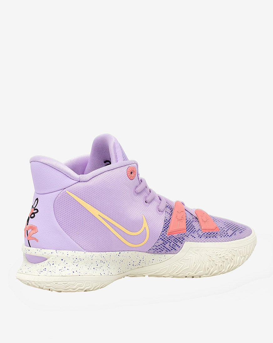 Shop Nike Kyrie CQ9326-501 purple SNIPES USA - Main Image