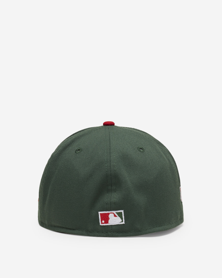 Shop New Era 59Fifty Chicago White Sox Poinsettia Hat