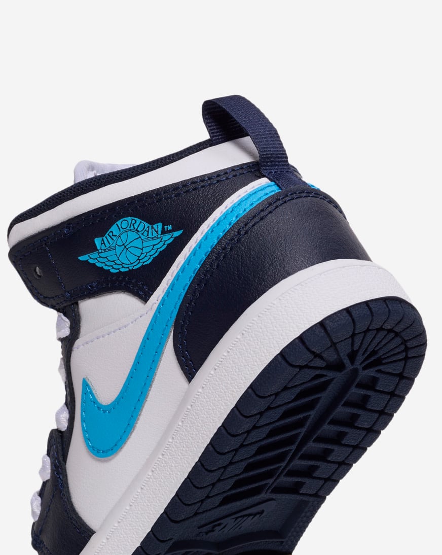 Shop Jordan Little Kids' Air Jordan 1 Mid DQ8424-404 blue | SNIPES USA