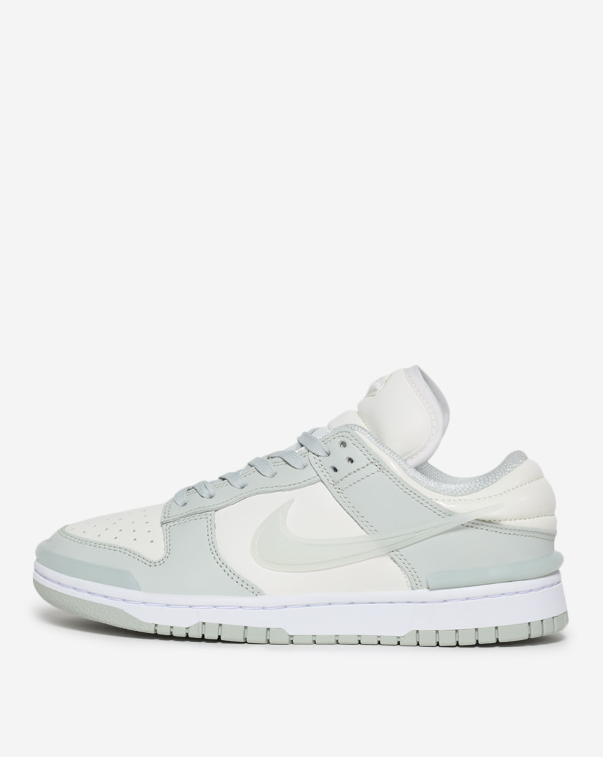snipes nike dunk low black white