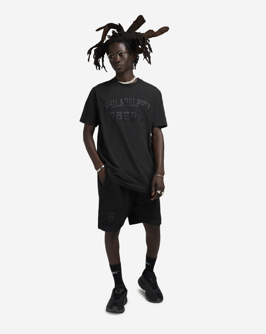 Ray様 Shop New Era Philadelphia Sixers Tee 60597209 black | SNIPES USA