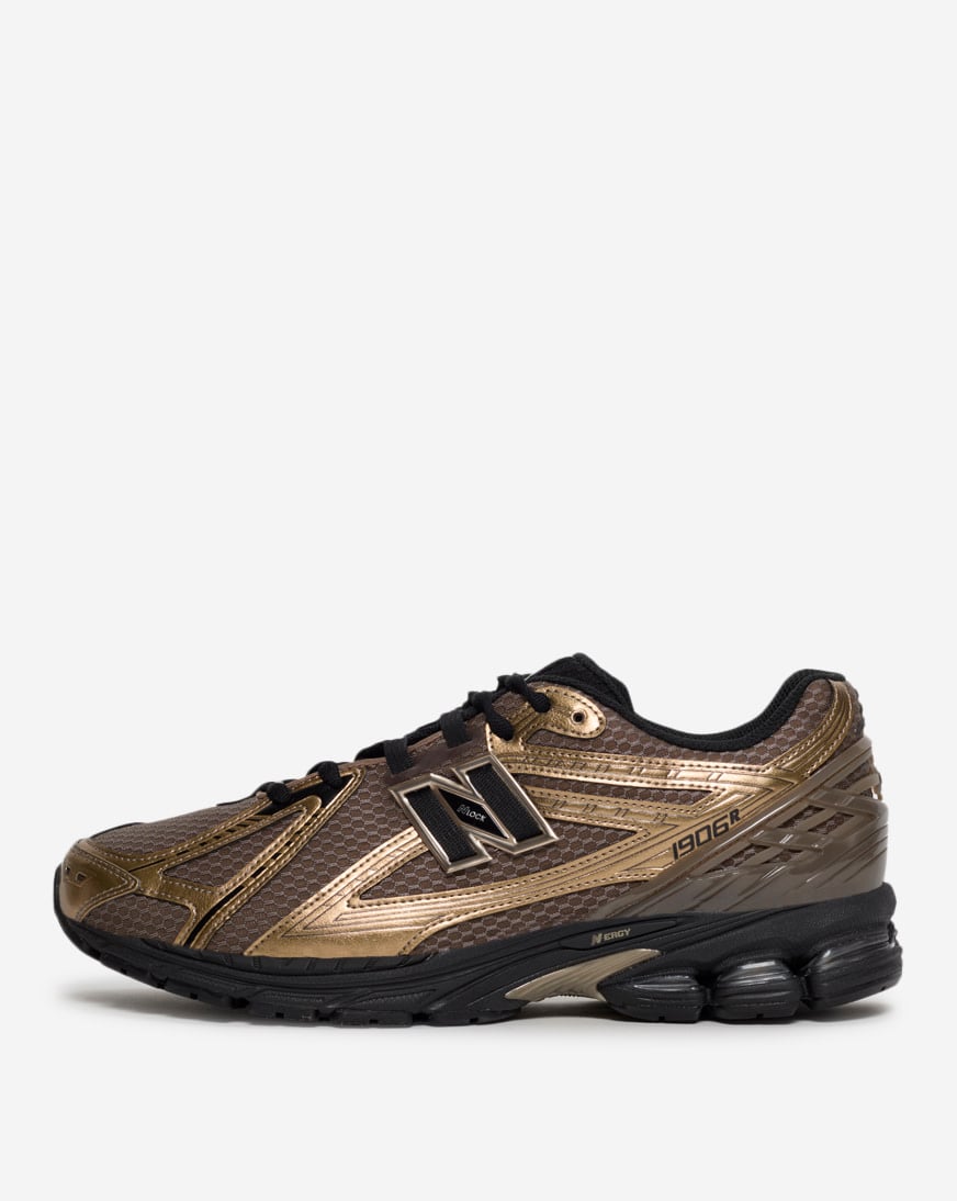 Shop New Balance 1906R U1906RCJ beige | SNIPES USA