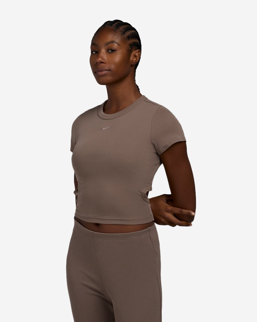 Shop Nike NSW Chill Knit Cutout T-Shirt HJ0719-233 brown | SNIPES USA