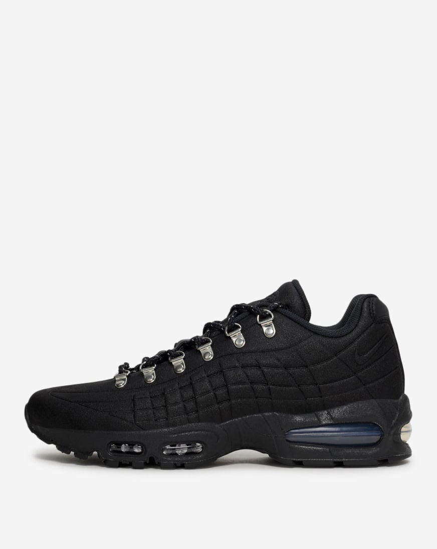 nike_iq1662-045_01.jpg
