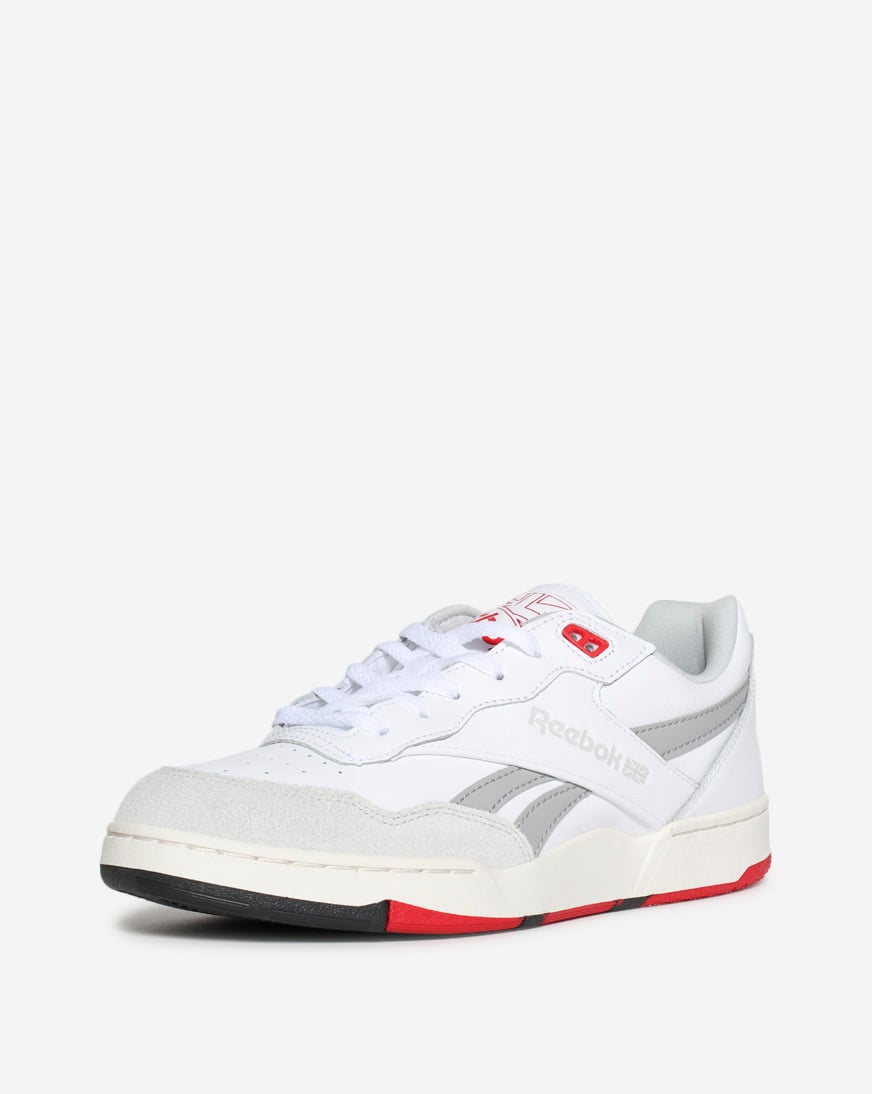 reebok_hq3582_02.jpg