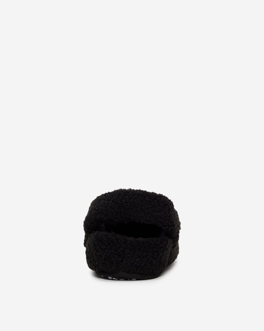 Shop Crocs Grade School Cozy Slipper 210856-001J black | SNIPES USA