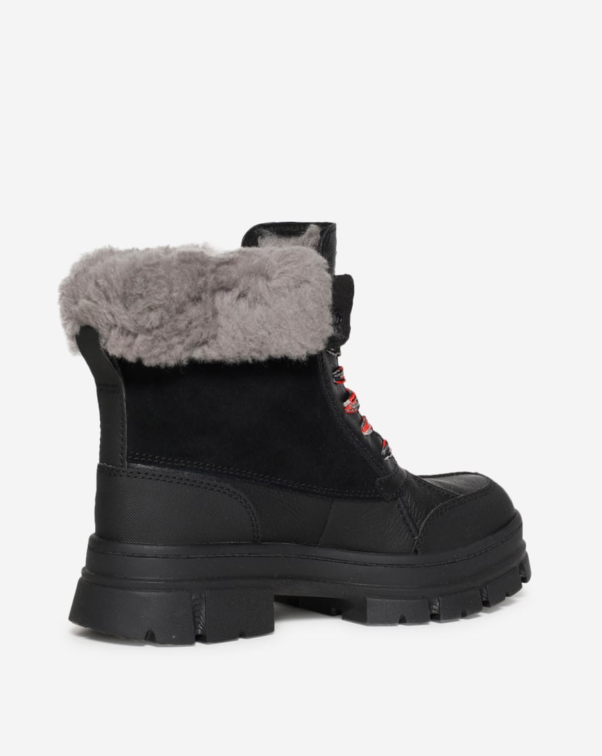 Shop UGG Ashton Addie 1130524BLK black | SNIPES USA