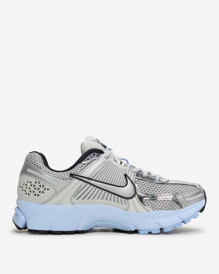 Shop Nike Zoom Vomero 5 IV2381-025 silver | SNIPES USA