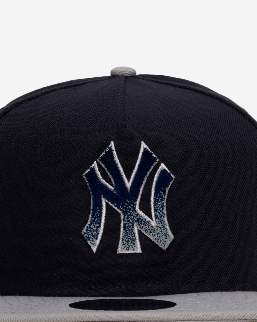 Shop New Era 9Fifty New York Yankees Brushed A-Frame Snapback Hat