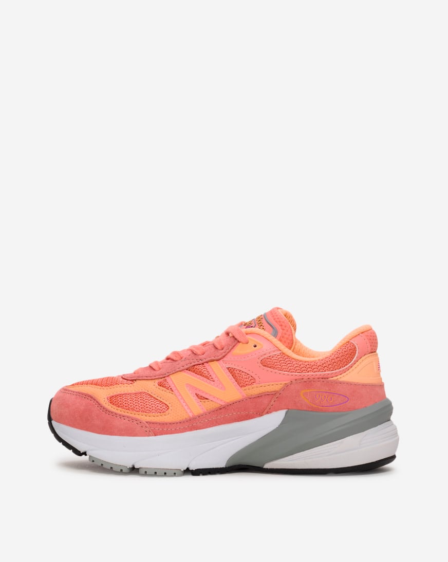 Shop New Balance Grade School 990v6 GC990SR6 pink | SNIPES USA