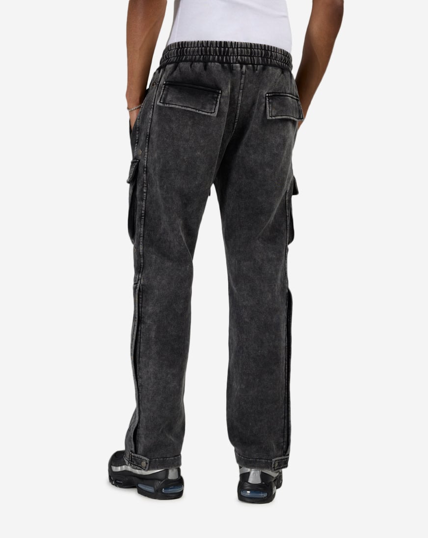 Shop Bag Mafia Washed Cargo Sweatpants DEC-1000-BLK black | SNIPES USA
