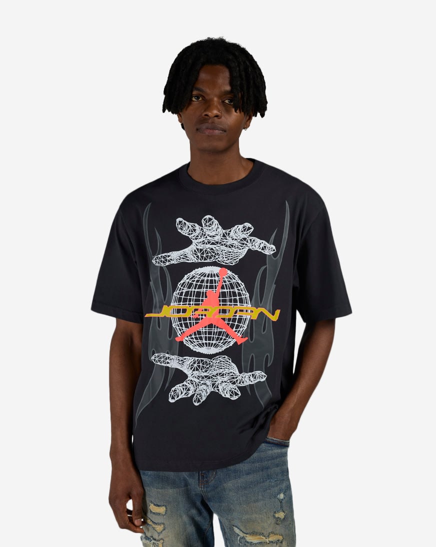 Jordan グラフィックデザイン シャツ パンツXL Shop Jordan Jordan Graphic Shirt IQ0786-045 black | SNIPES USA