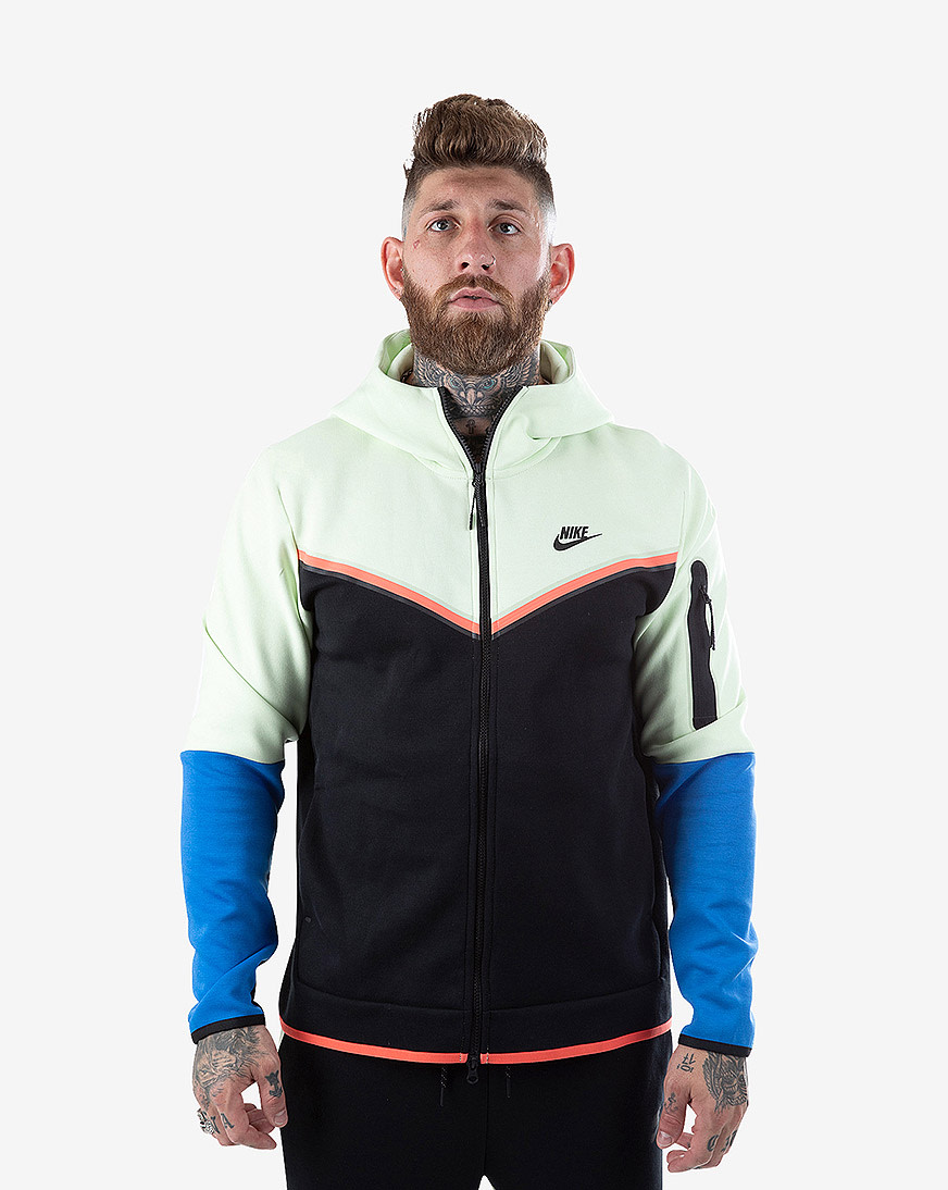 snipes nike tech fleece