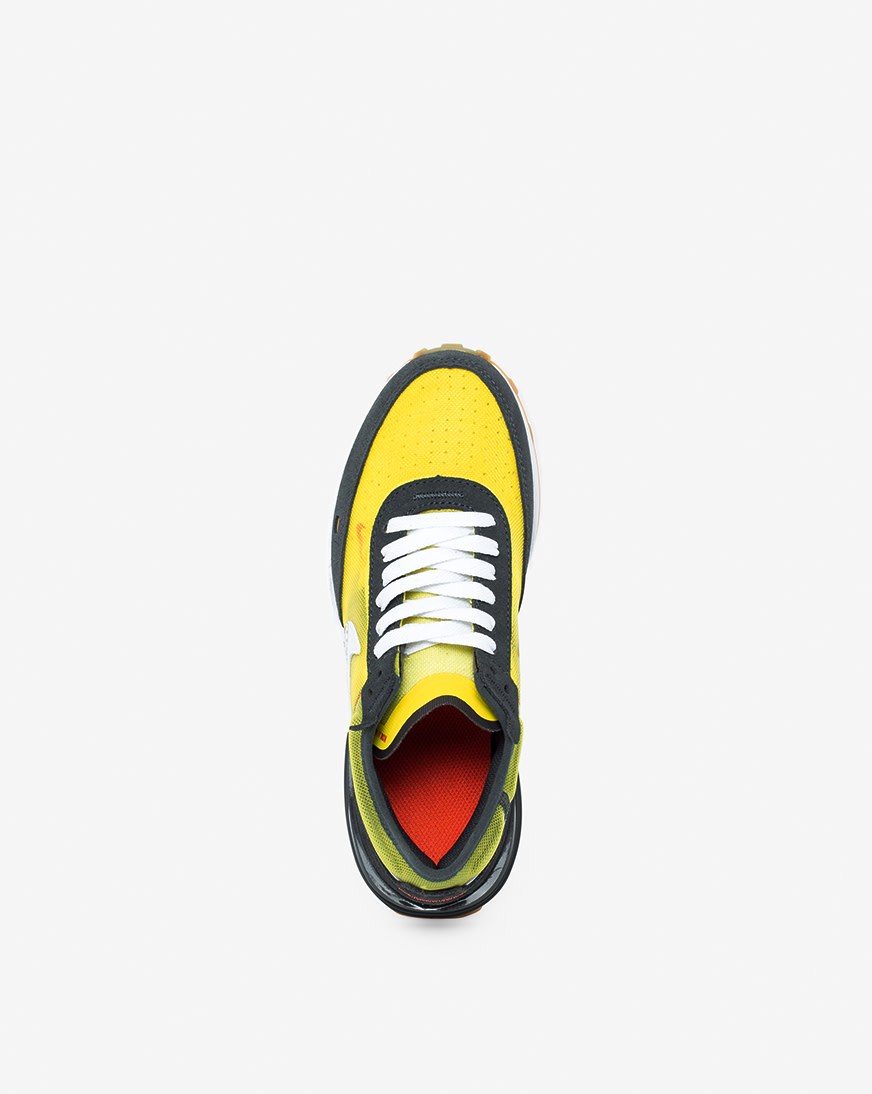 Shop Nike Grade School Waffle One 