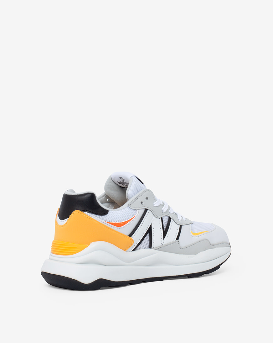 Shop New Balance Grade School 57/40 GC5740SB grey | SNIPES USA